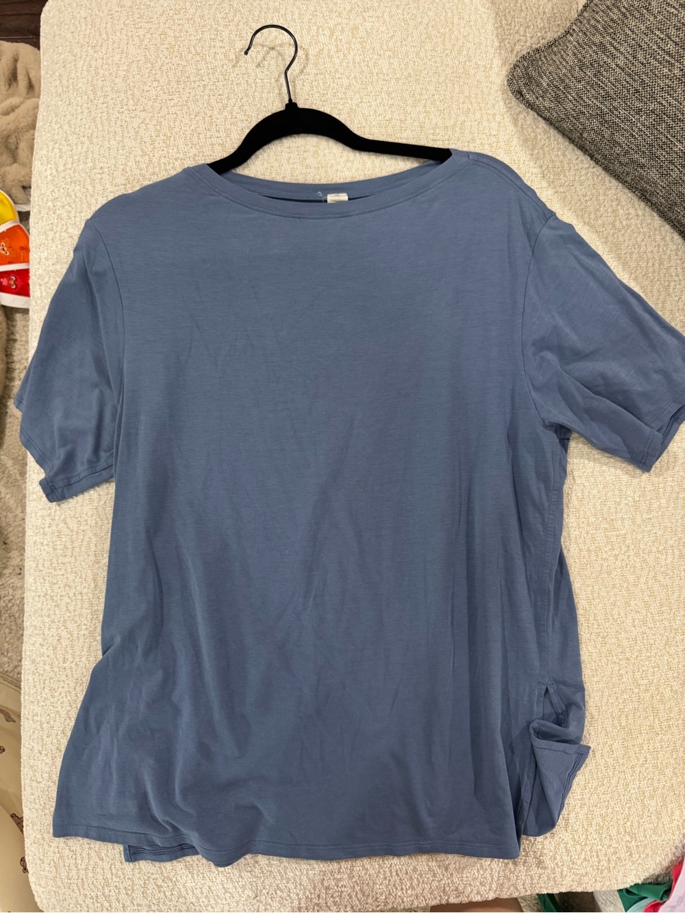 Blue lululemon tee